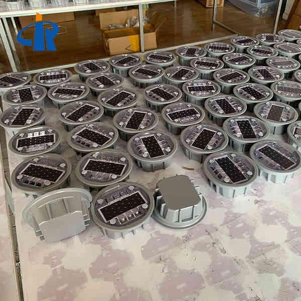 Customized solar road stud for sale in USA